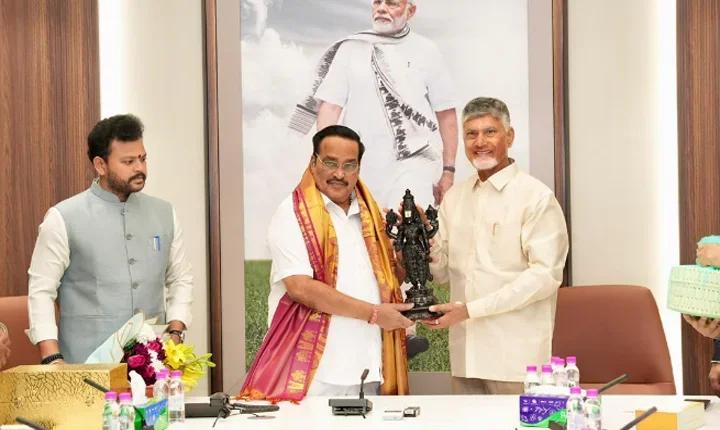 2027 నాటికి పోలవరం పూర్తి చేయాలని కేంద్రాన్ని కోరిన చంద్రబాబు