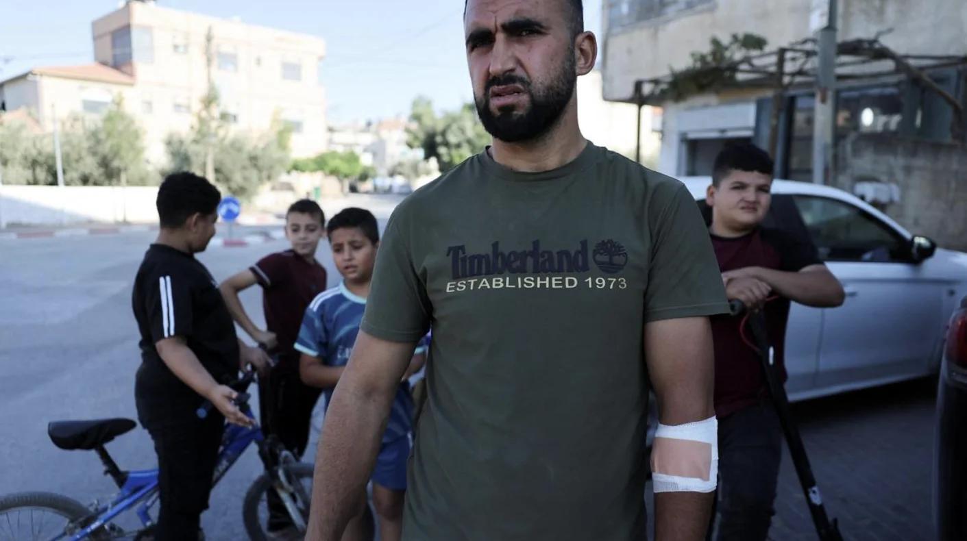 Dozens of Israeli Settlers Attack Palestinian Village in West Bank, Tensions Escalate