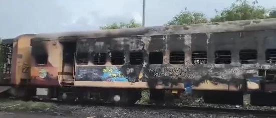 విశాఖలో రైల్వే కోచ్‌ యార్డులో అగ్నిప్రమాదం!