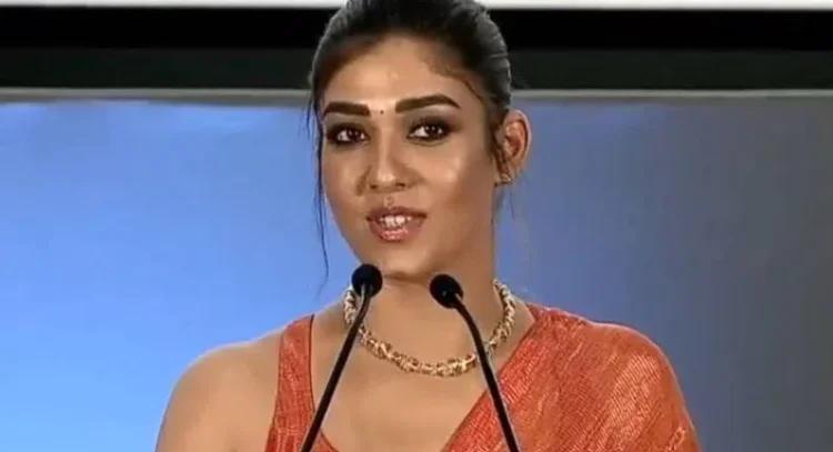 ‘టాక్సిక్’ సినిమాకు మొదట నో చెప్పా.. గీతూ మోహన్‌దాస్ నన్ను ఒప్పించిన విధానం ఇదే: నయనతార