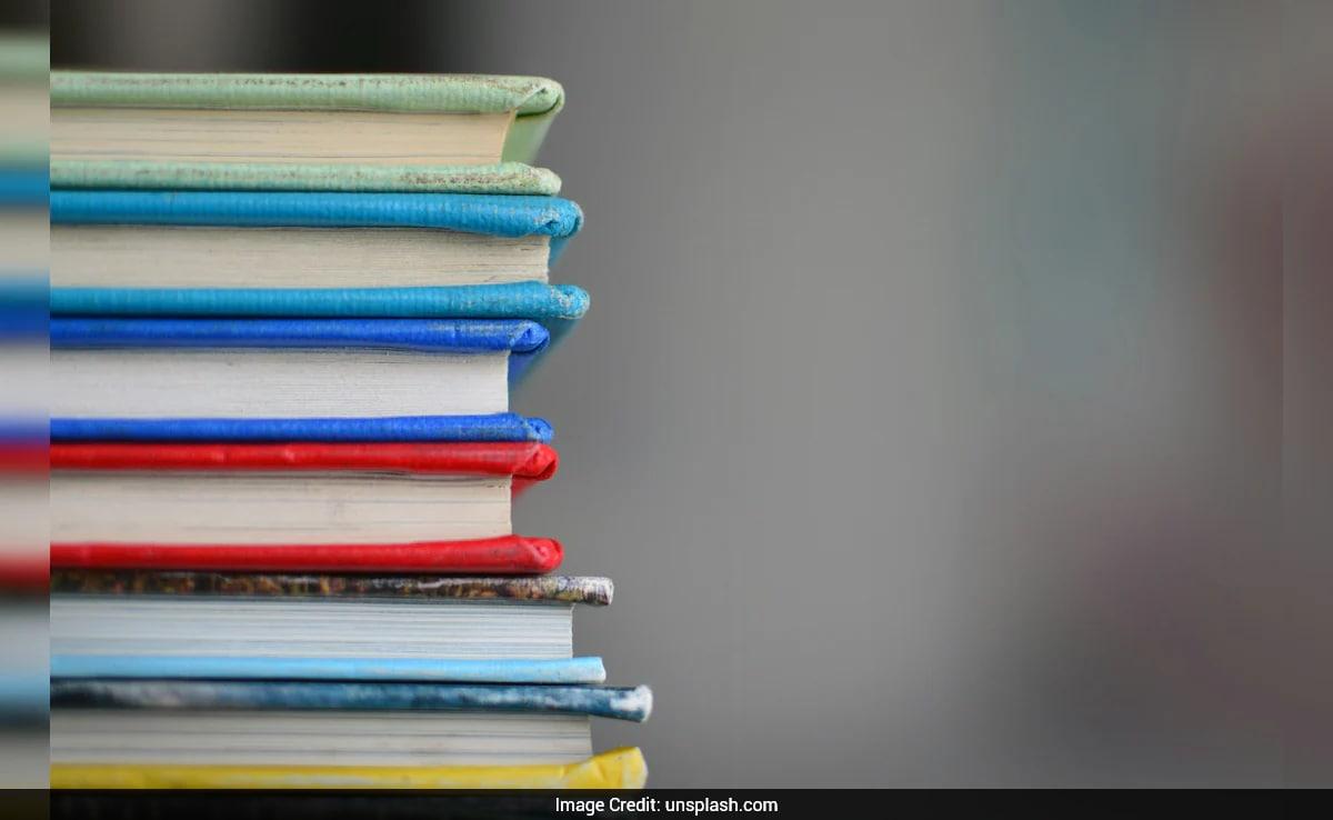 Costly School Books Under Scanner: NHRC Orders Pan-India Audit, Sends Notices To CBSE, Centre