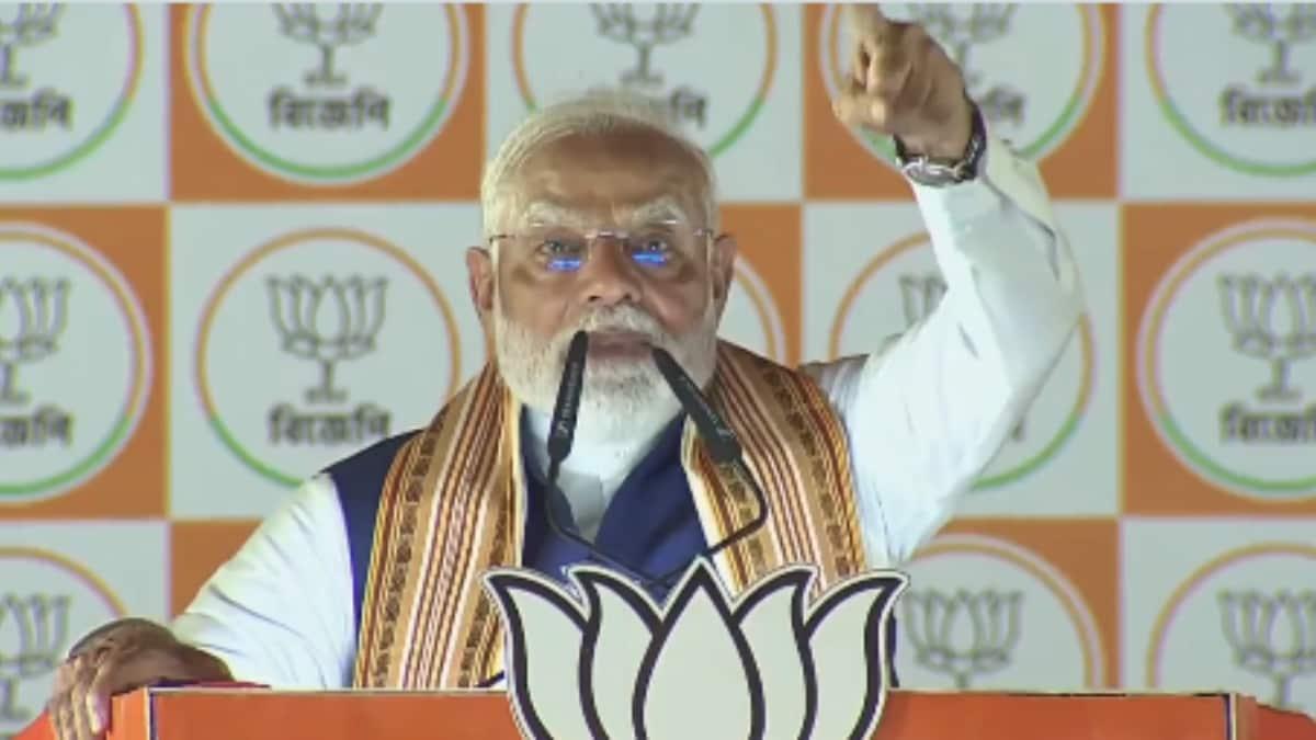 'Ma' Crying, 'Maati' With Infiltrators, 'Maanush' Scared: PM Modi's Bengal Speech