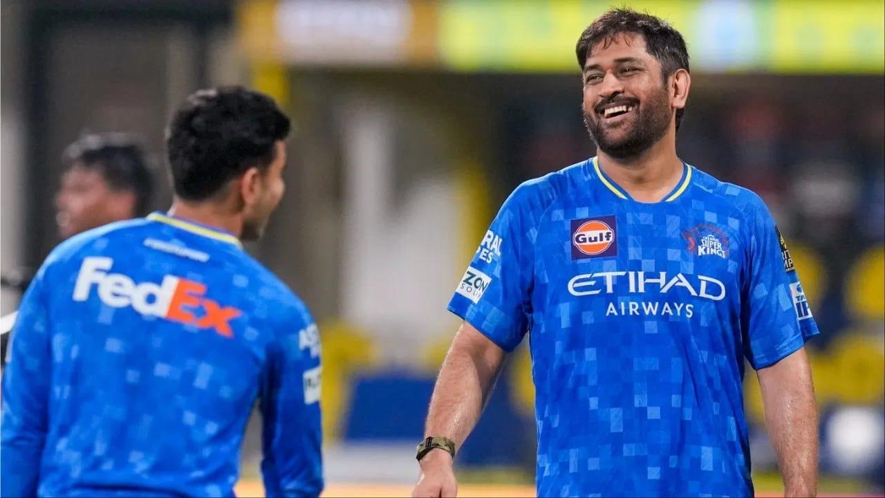 MS Dhoni : హైదరాబాద్‌కు బయలుదేరిన ధోనీ.. SRHతో మ్యాచ్‌లో ‘తలా’ సందడి ఖాయమేనా?
