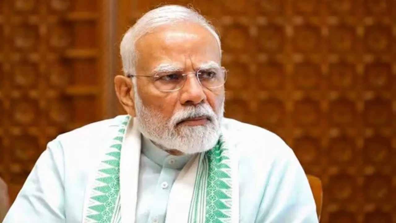 లోక్‌సభలో వీగిన మహిళా రిజర్వేషన్ బిల్లు.. మోదీ ప్రభుత్వం ఏం చేయబోతోంది?