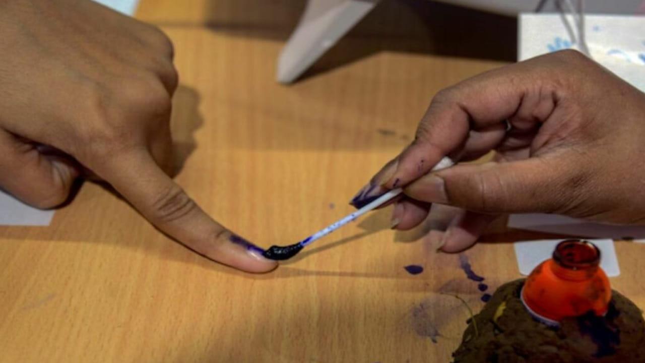 ఓటేస్తే మీ ఆయుష్షు పెరుగుతుందండోయ్.! నిజమే నవ్వకండి ఇది సీరియస్ మ్యాటర్