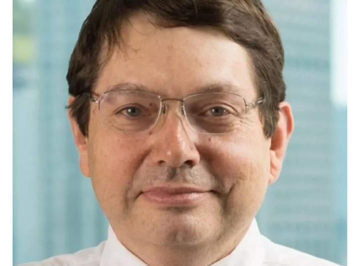 Steve Englander on US dollar, oil and the surprising market resilience