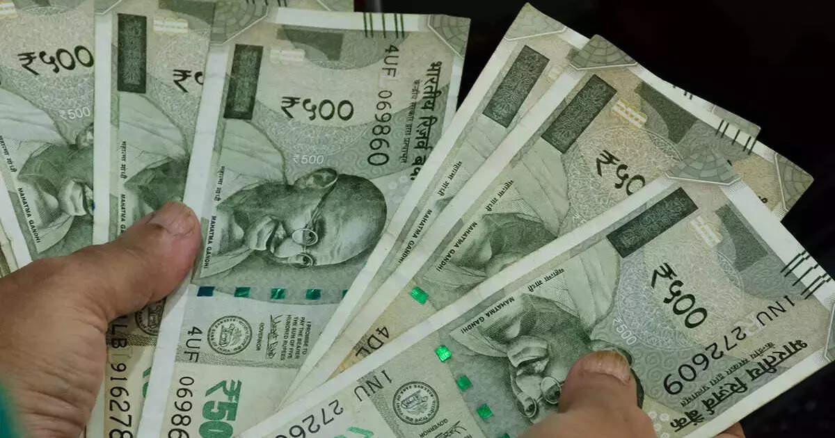Rupee logs steepest weekly drop in over three years as Iran war worries resurface