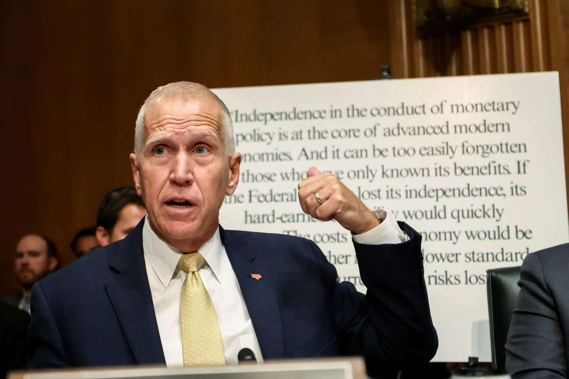 US Stock Market: DOJ ends Powell probe, prompting Tillis to greenlight Fed Chair nominee Warsh
