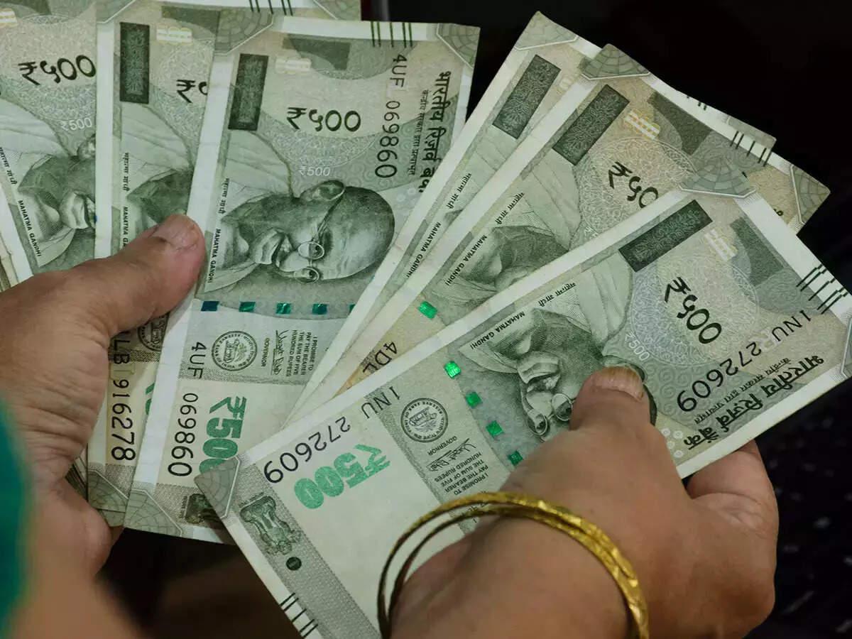 The rupee at record low will end India’s cheap-money era