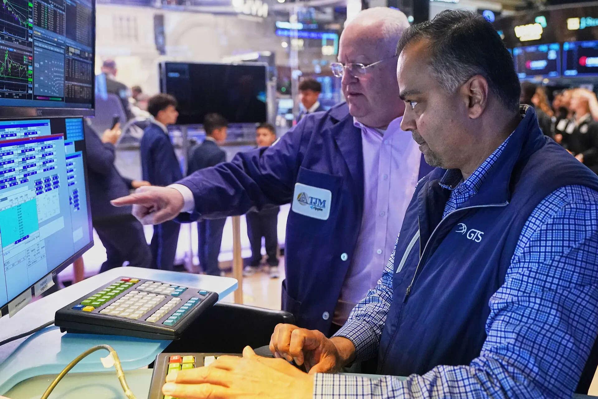 US stocks today: US markets open higher after best month in years