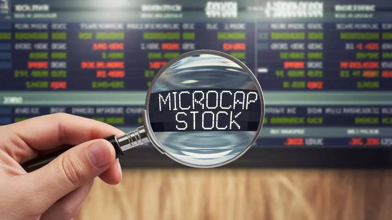 180% returns in one year! This microcap stock announces 1:2 stock split, 3:1 bonus issue. Do you own?