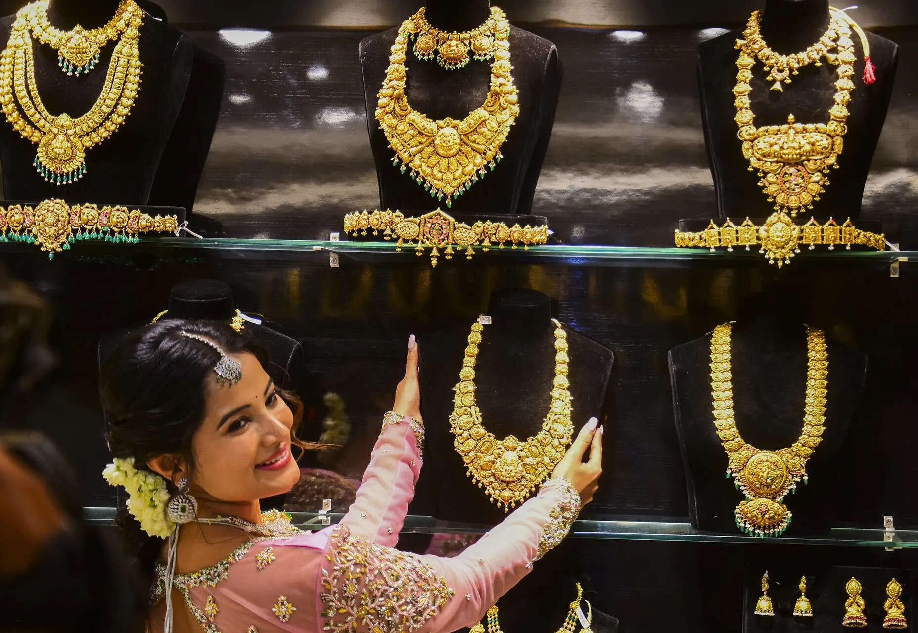 Gold EGRs vs gold ETFs: Which one should yellow metal investors choose?