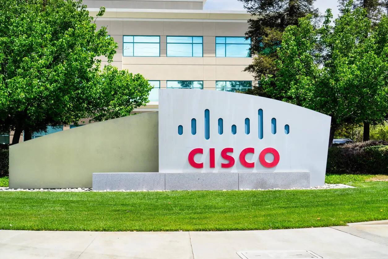 Cisco shares hit record on strong forecast, AI push with job cuts