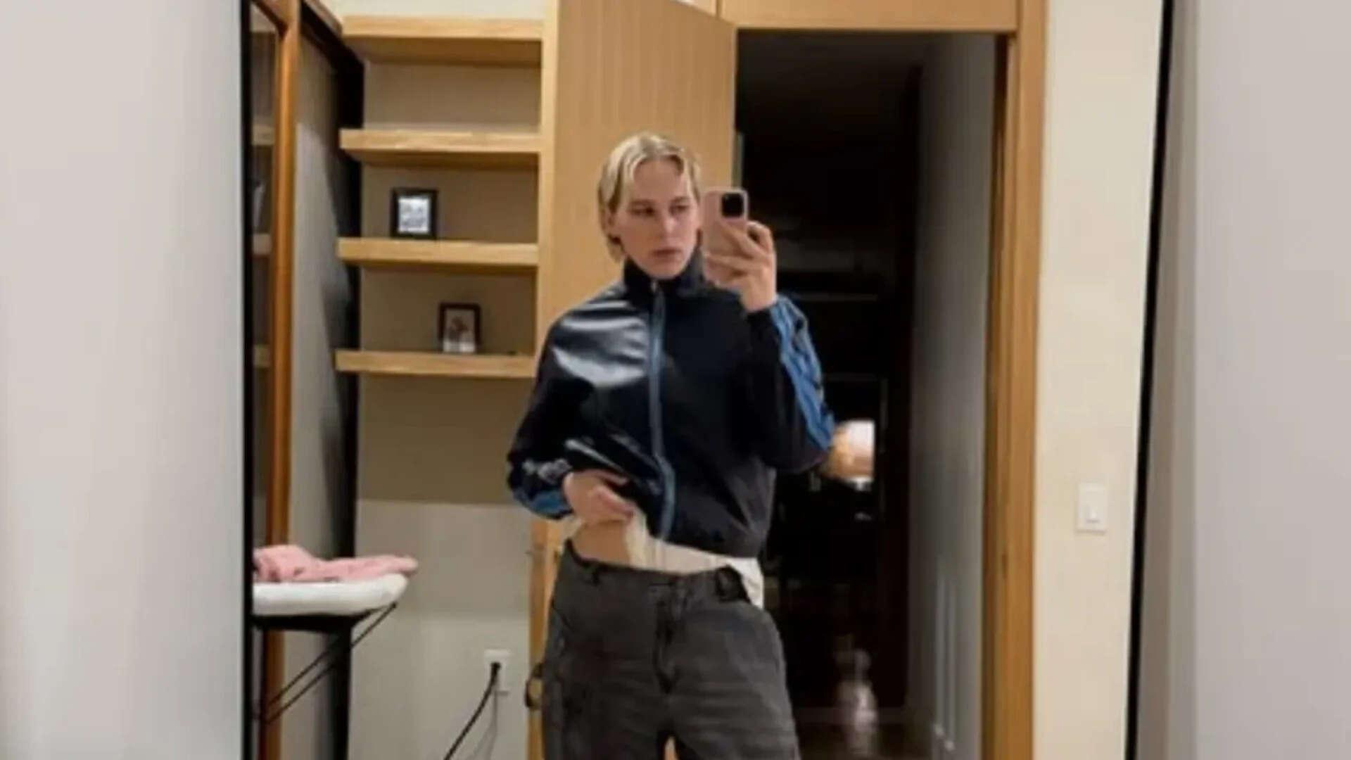 Tommy Dorfman slams fellow passengers transphobic comments