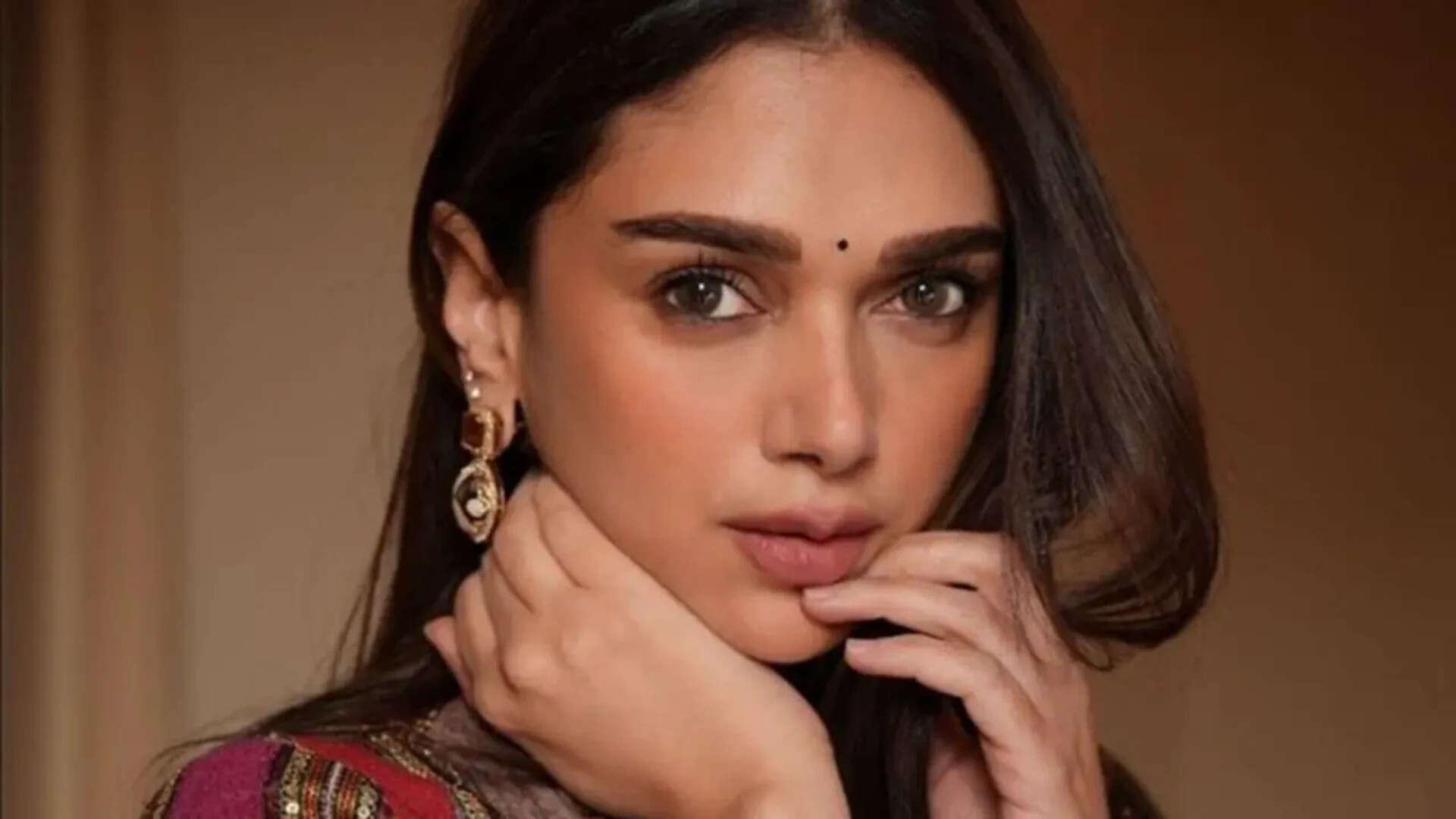 Aditi Rao reveals why Siddharth thinks she resembles a 'golden retriever'