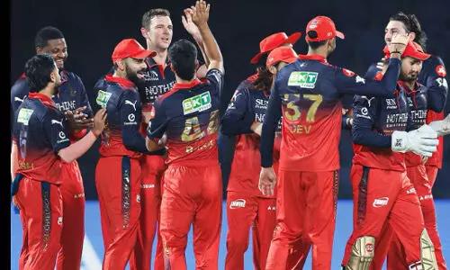 అదరగొడుతున్న బెంగళూరు..