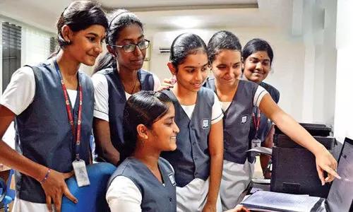 గురుకుల ప్రథమ ఇంటర్ ప్రవేశ పరీక్ష హాల్‌టికెట్లు విడుదల