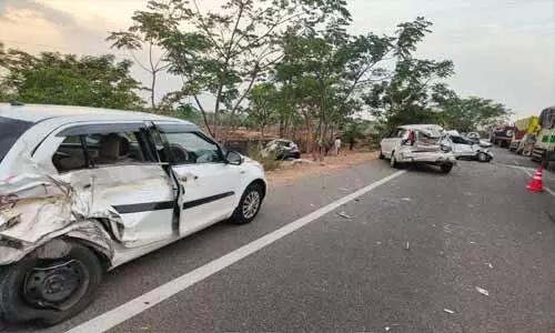 44 జాతీయ రహదారిపై ఘోర ప్రమాదం