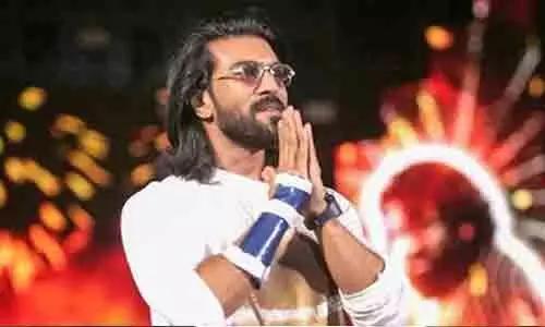 విజయ్‌ని చూసి ఇండస్ట్రీ వ్యక్తిగా ఎంతో గర్వపడుతున్నా: రామ్ చరణ్
