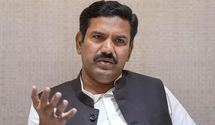 హనూర్ కాల్పుల ఘటనపై CBI దర్యాప్తు జరపాలి: కర్ణాటక BJP అధ్యక్షుడు విజయేంద్ర
