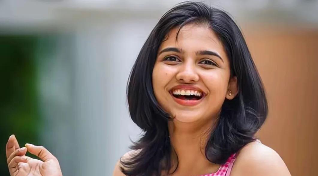 విజయ్, సూర్యతో కలిసి నటించే అవకాశం.. ‘చిన్న పాత్ర అయినా అదృష్టమే’ అంటున్న మమితా బైజు