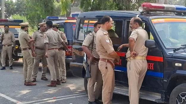 రేవా ఆసుపత్రిలో విషాదం.. ప్రసవం తర్వాత తల్లీ, శిశువు మృతి, వైరల్ వీడియోతో కలకలం
