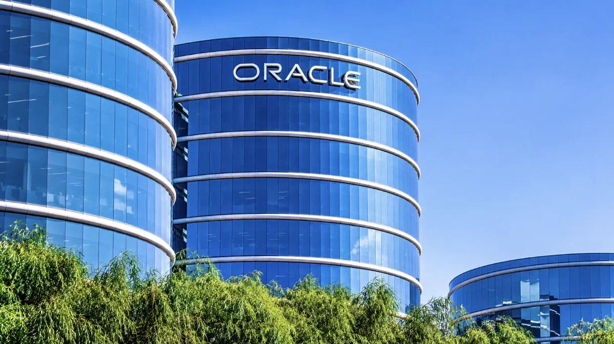 Oracleలో భారీ ఉద్యోగ కోతలకు రంగం సిద్ధం? సెప్టెంబర్ 1న లేఆఫ్స్పై కీలక సమాచారం