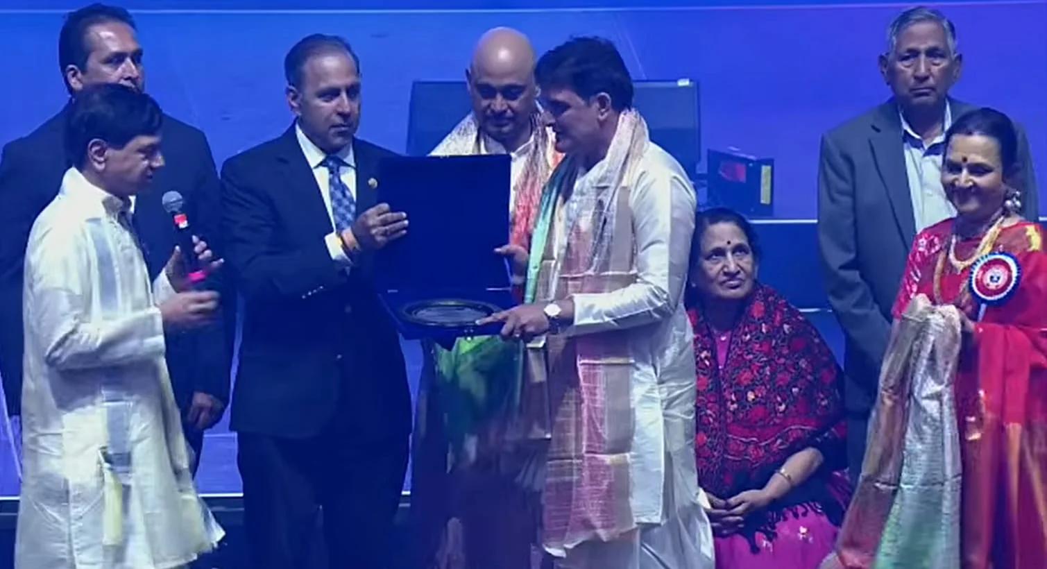 సిలికాన్ ఆంధ్ర రజతోత్సవాల్లో ఫ్లూట్ ఫణికి విశిష్ట సత్కారం