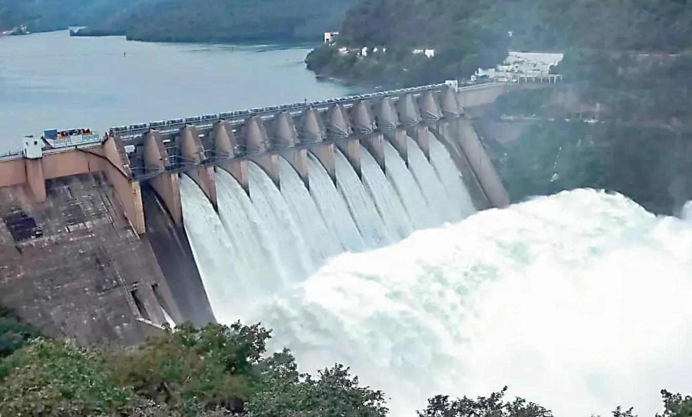 Flood Inflow Continues Into Srisailam Reservoir as Water Levels Rise