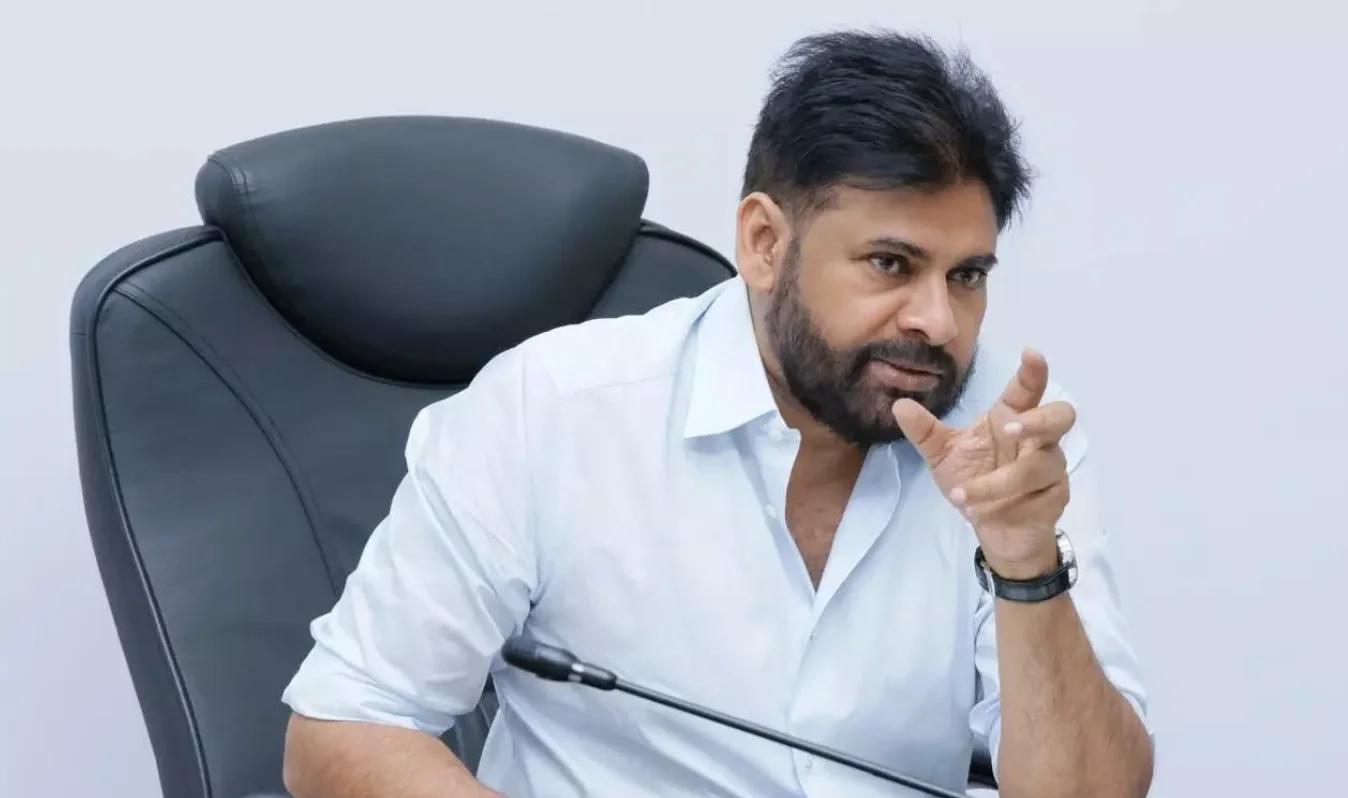 గోదావరి తీర గ్రామాలకు మరో రూ.100 కోట్లు.. పుష్కరాల ముందు అభివృద్ధి పనులకు పవన్ కల్యాణ్ శ్రీకారం