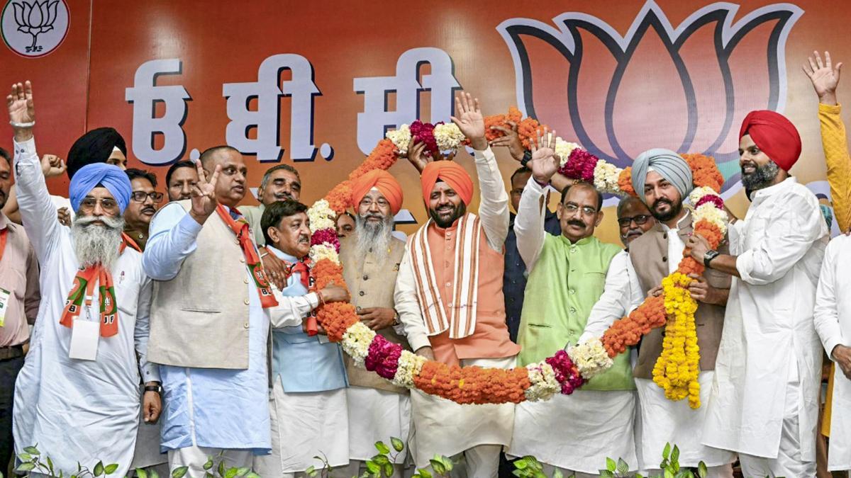 Saini urges Punjab OBCs to back BJP in Assembly polls