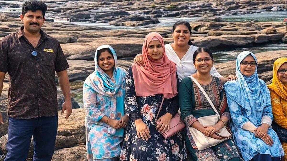 Nine killed as van carrying Malappuram schoolteachers plunges off Valparai cliff