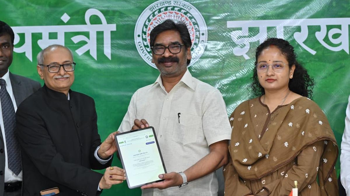 Hemant Soren launches self-enumeration phase of Census 2027 in Jharkhand