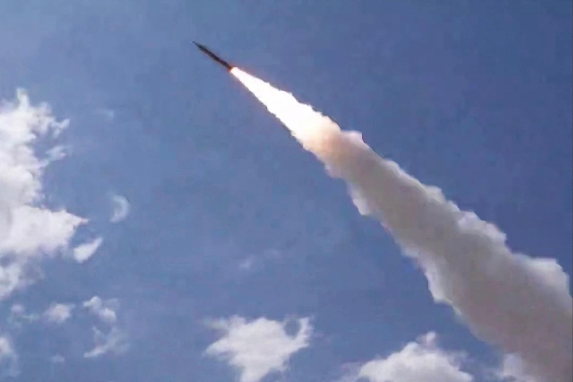 Iran Fires Missiles at US Assets across Gulf in Retaliatory Strikes