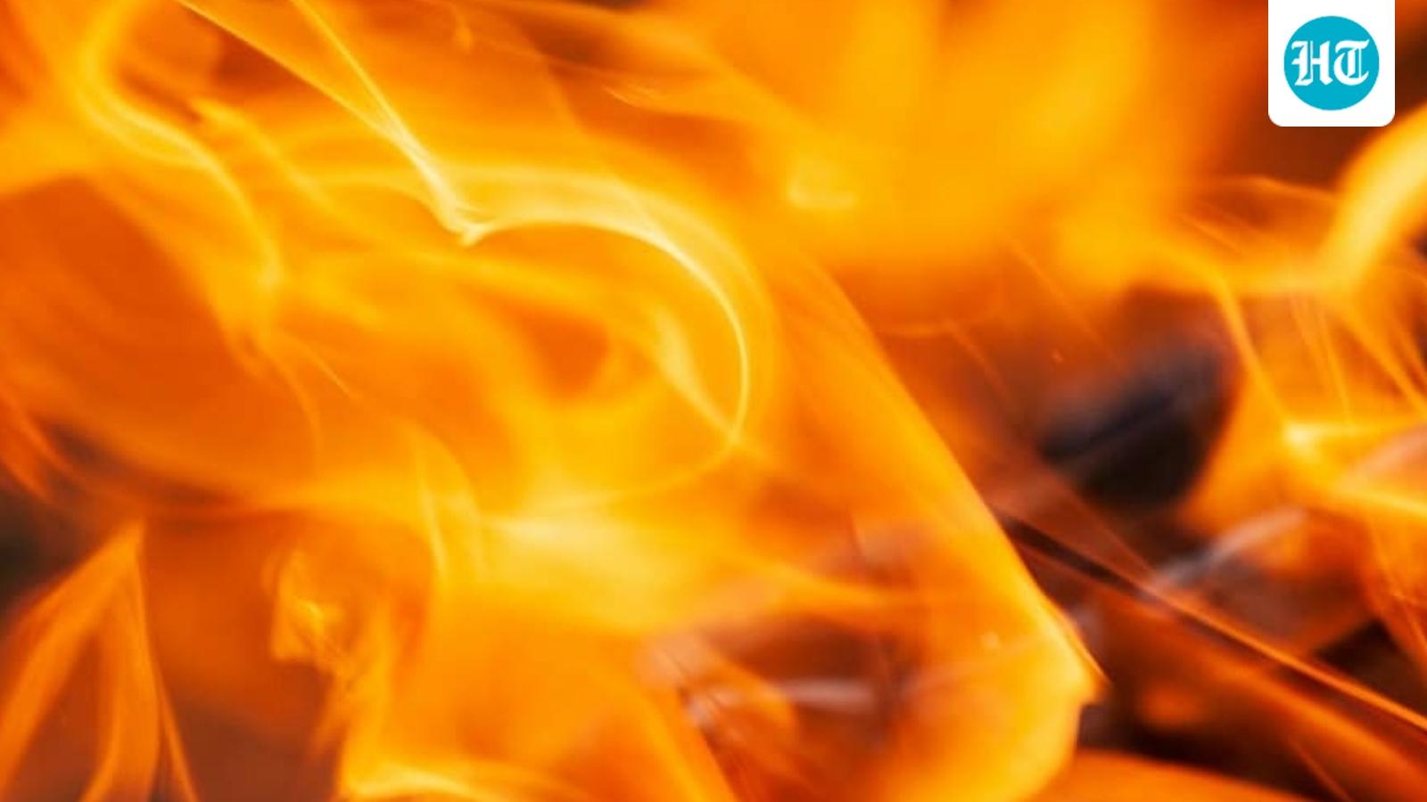 Mission Fire near Fallbrook: Map, evacuation updates as blaze burns along SR-76 and I-15