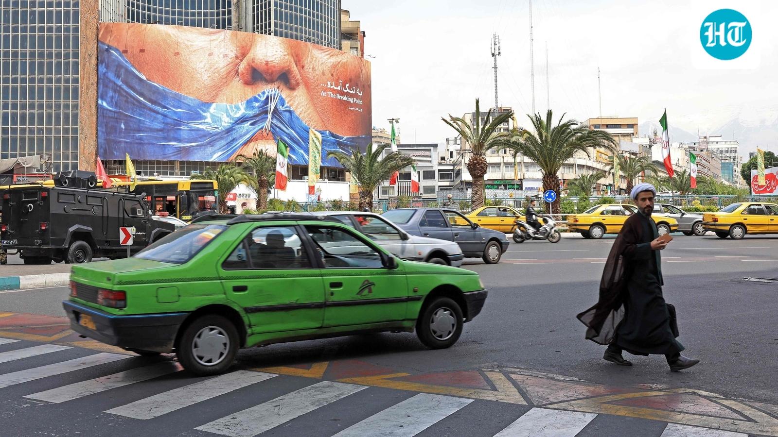 A smuggling network is keeping the internet running in Iran via Starlink