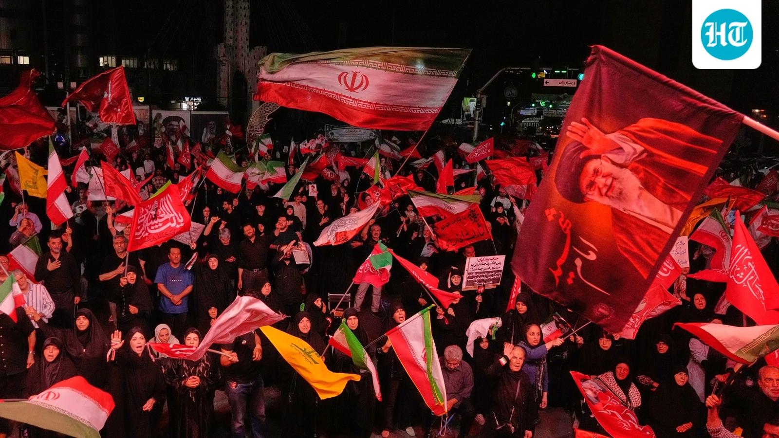 A Wave of Iranian Nationalism Is Drowning Out Its Diplomats