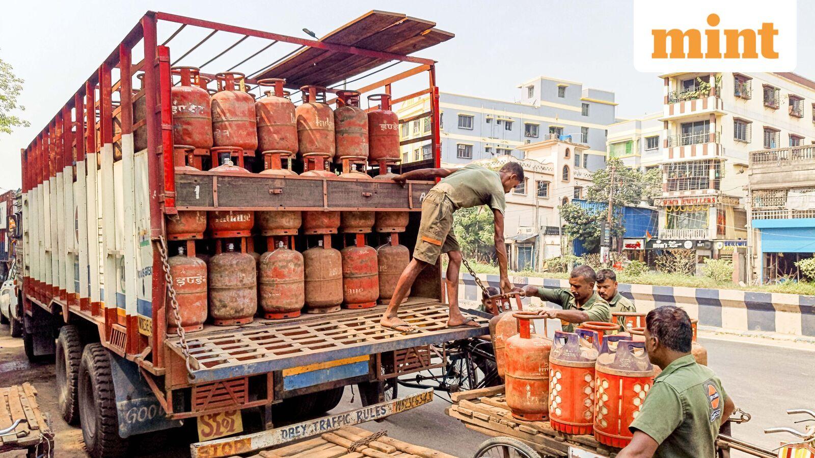 LPG cylinder price on April 27: Here's how much domestic and commercial gas costs in Delhi, Bengaluru, Mumbai today