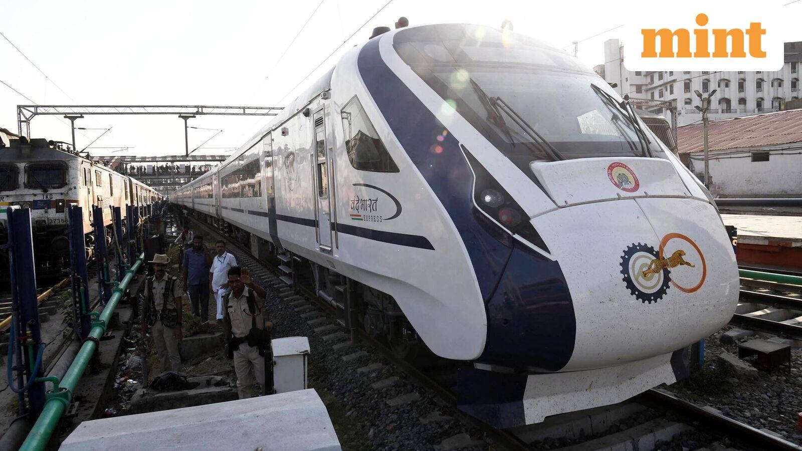 Mumbai-Solapur Vande Bharat Express derails while entering Pune railway station