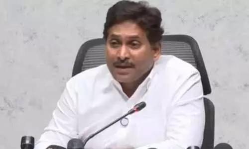 వైసిపిపై బురదచల్లేందుకే చంద్రబాబు డైవర్షన్ పాలిటిక్స్ : జగన్