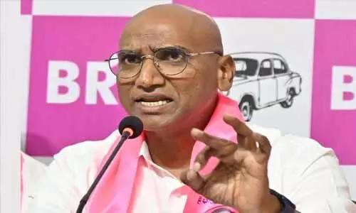 ఇద్దరిలో అబద్ధం చెప్పిందెవరు?
